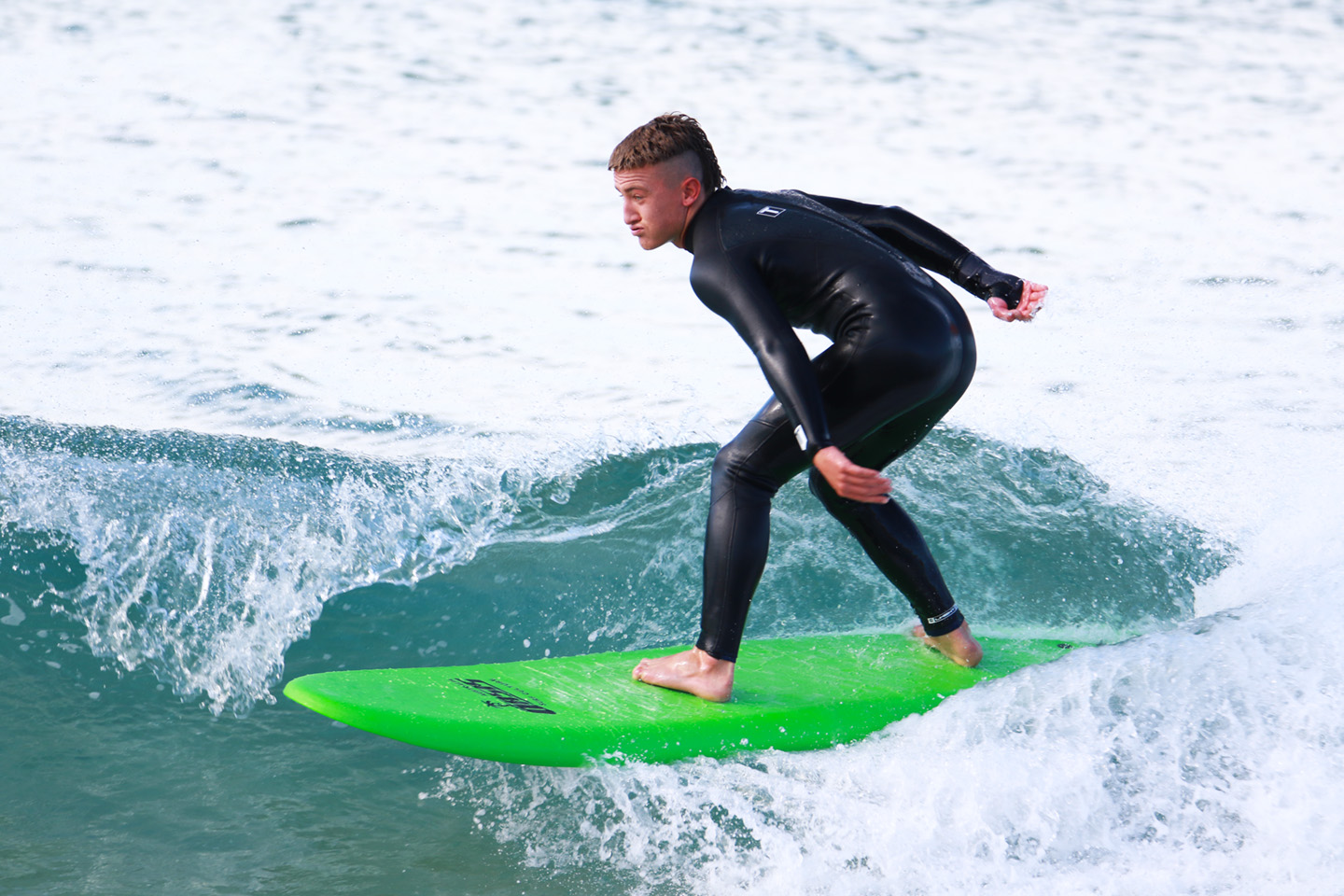 oasis surfboards in action